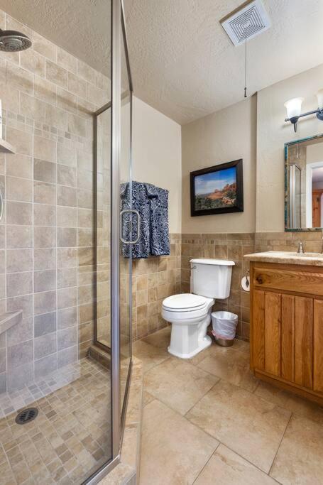 Luxury Cabin Oasis Getaway Heart Of Munds Park Dış mekan fotoğraf